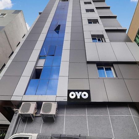 Hotel O Red Stone Hotels Хайдарабад Экстерьер фото